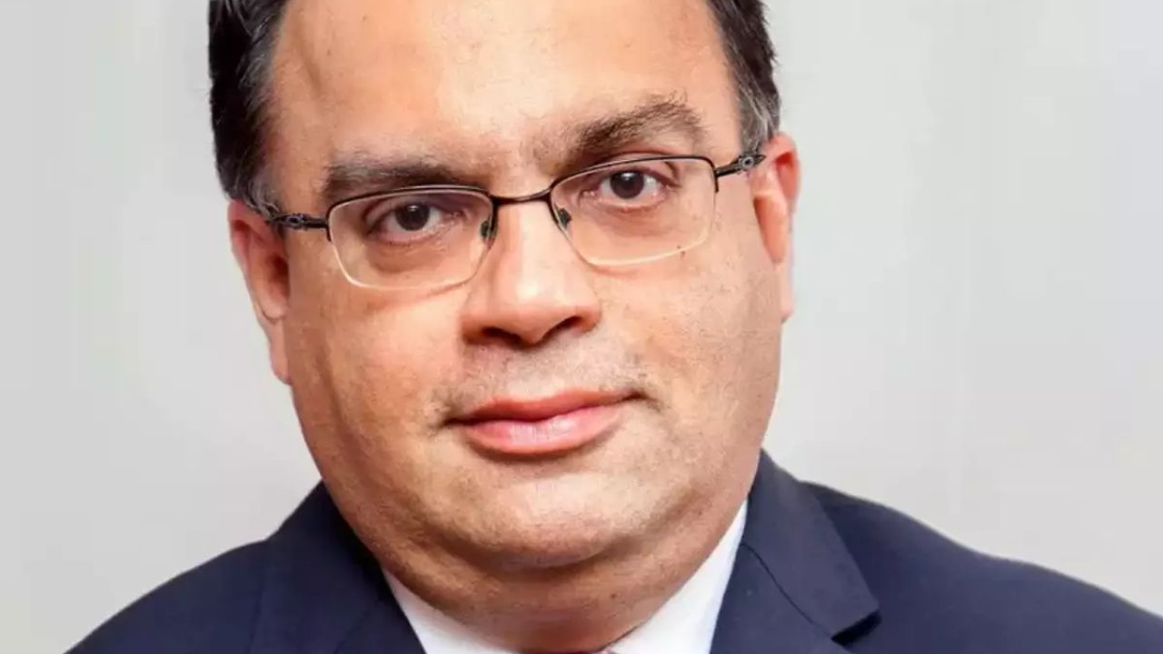 Usthadian Academy / Veteran Dealmaker Atul Mehra Joins Axis Capital as MD & CEO | 03 apr 2024 Usthadian Academy / Veteran Dealmaker Atul Mehra Joins Axis Capital as MD & CEO